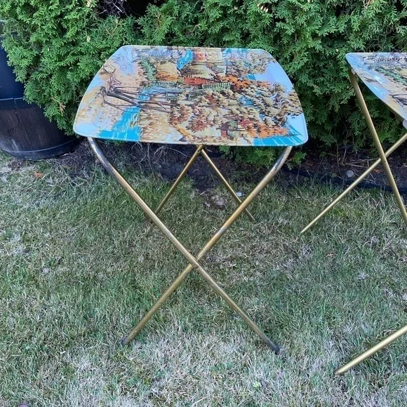 SET Of 2 Vintage Lavada Country Theme Metal TV Trays Metal Tray TV Table MCM - Picture 14 of 14